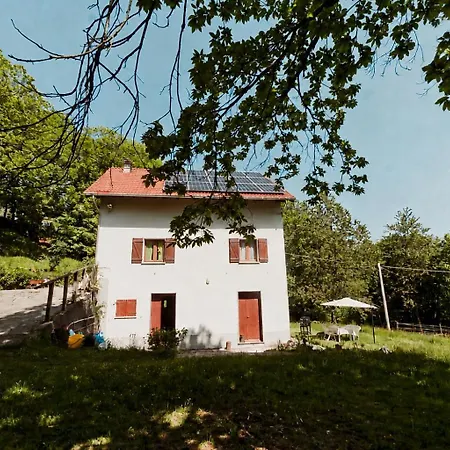 Ferienhaus La Perla Nella Foresta Vara Superiore